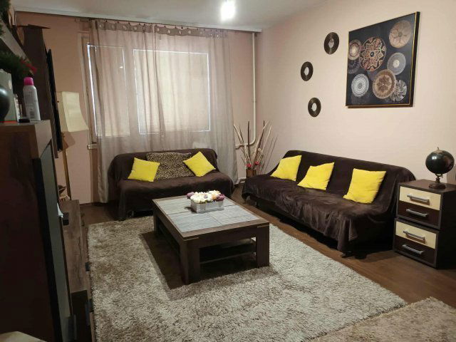 Eladó panellakás, Debrecenben, Ibolya utcában 61.9 M Ft