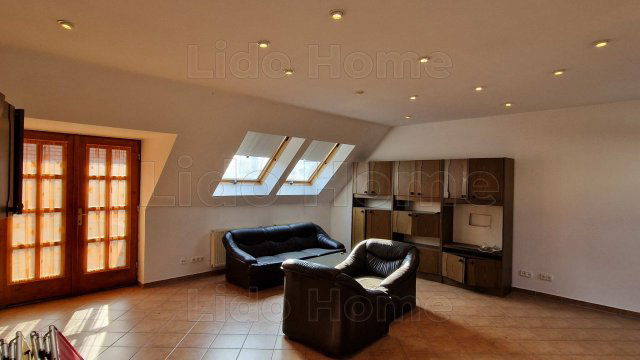 Eladó üzlethelyiség, Sopronkövesden 180 M Ft