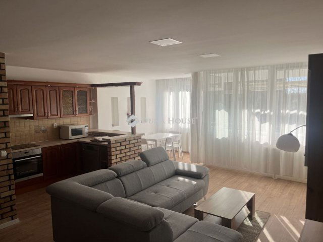 Kiadó téglalakás, albérlet, Balatonfüreden 399 E Ft / hó