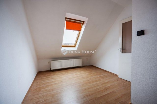 Eladó sorház, Budakeszin 59 M Ft, 4 szobás / költözzbe.hu