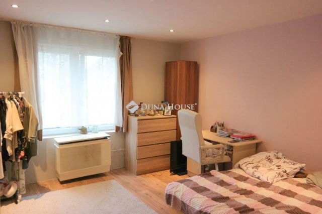 Eladó családi ház, Áporkán 59.8 M Ft, 4 szobás