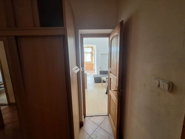 Eladó családi ház, Szombathelyen 110 M Ft, 5 szobás