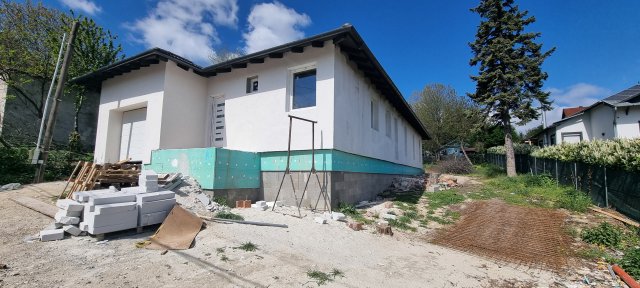 Eladó családi ház, Érden 149.9 M Ft, 5 szobás