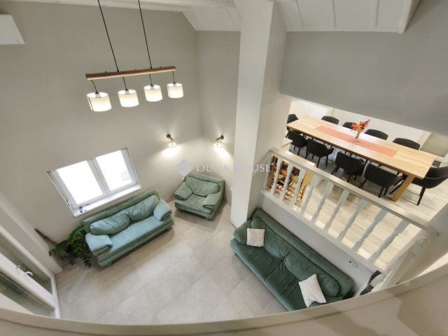 Eladó családi ház, Kisapostagon 165 M Ft, 4+2 szobás