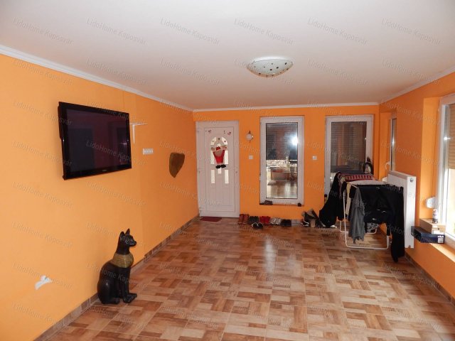 Eladó családi ház, Nagybajomban 45 M Ft, 3 szobás