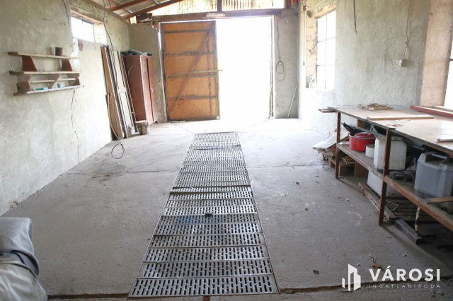 Eladó ipari ingatlan, Füzesgyarmaton 10.5 M Ft, 3 szobás