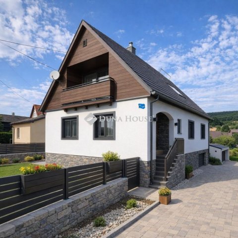 Eladó családi ház, Gödöllőn 109.9 M Ft, 5 szobás