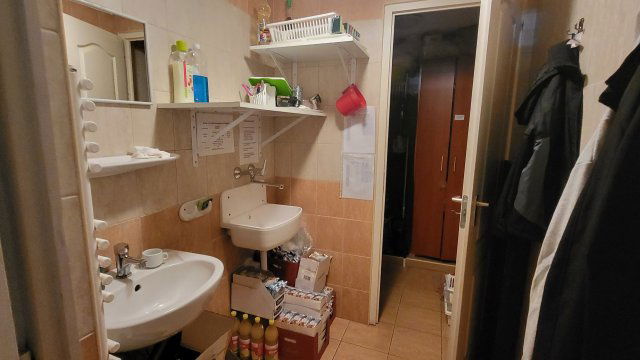 Kiadó üzlethelyiség, Egerben 200 E Ft / hó