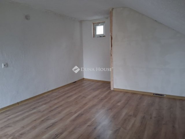 Eladó nyaraló, Igalon 29.99 M Ft, 2 szobás / költözzbe.hu