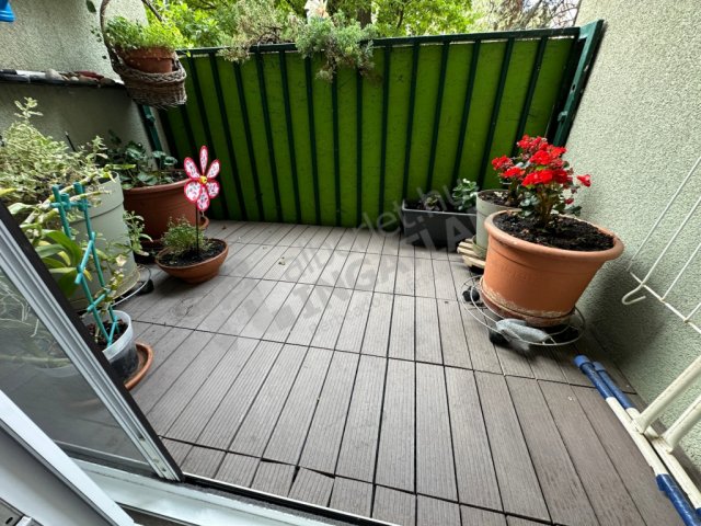 Eladó panellakás, Budapesten, III. kerületben 87.5 M Ft, 3 szobás