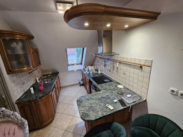 Eladó téglalakás, Budapesten, II. kerületben 99 M Ft, 2 szobás