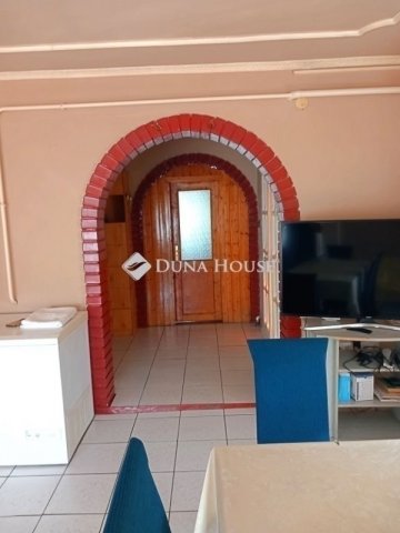 Eladó családi ház, Dömsödön 70 M Ft, 6 szobás