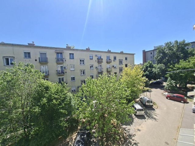 Eladó téglalakás, Budapesten, X. kerületben 41.5 M Ft, 1 szobás
