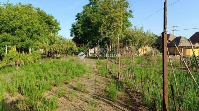 Eladó családi ház, Zsámbokon 28.9 M Ft, 3 szobás