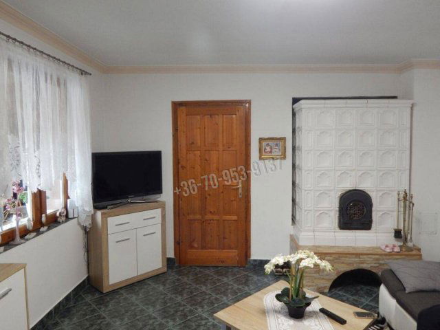 Eladó családi ház, Tapolcán 49 M Ft, 1 szobás