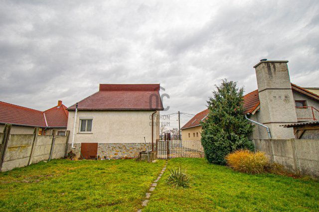 Eladó családi ház, Nagycenken 74.9 M Ft, 5 szobás