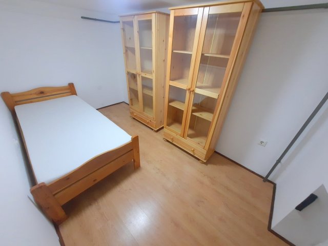 Eladó téglalakás, Budapesten, VI. kerületben 93 M Ft, 2+4 szobás