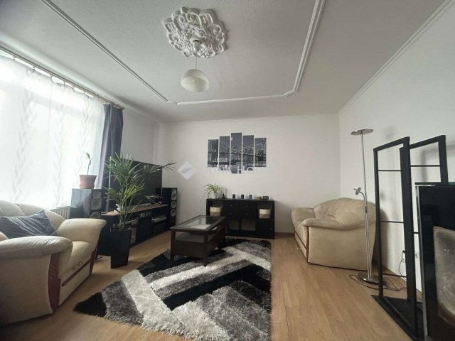 Eladó családi ház, Vecsésen 72.9 M Ft, 2 szobás