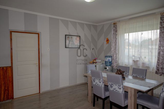 Eladó ikerház, Nádudvaron 31.5 M Ft, 4 szobás