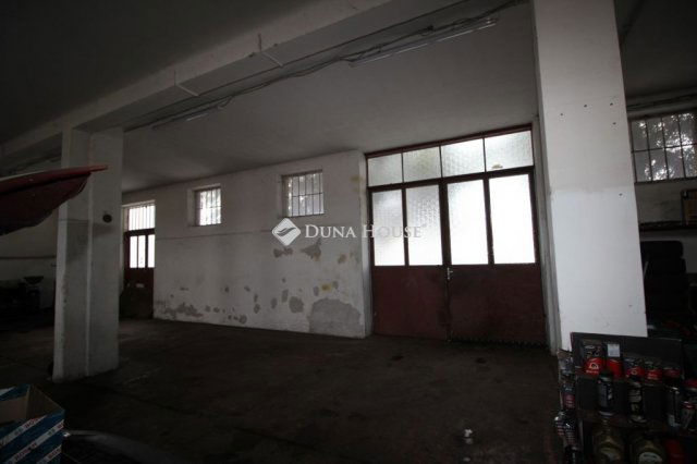 Eladó ipari ingatlan, Nagykőrösön 99.5 M Ft