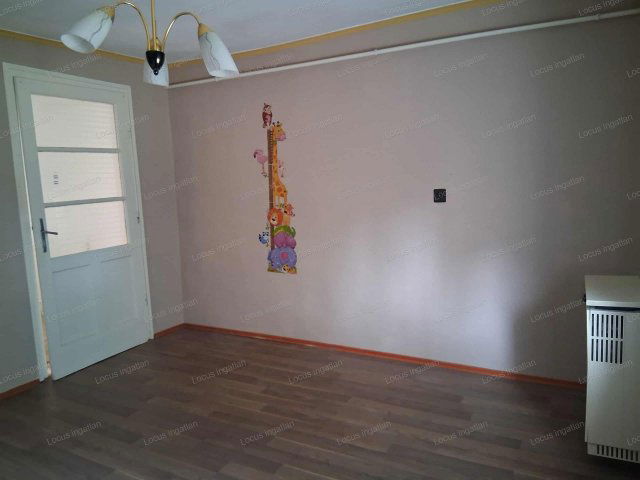 Eladó családi ház, Törökszentmiklóson 12.5 M Ft, 2 szobás