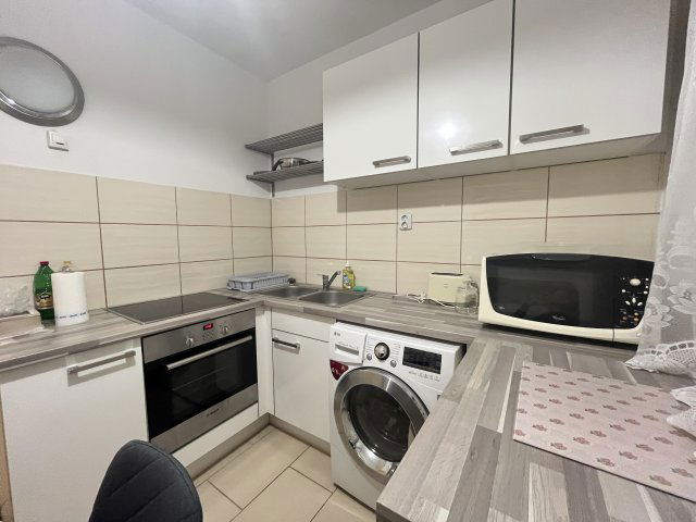 Eladó panellakás, Debrecenben 60.9 M Ft, 2 szobás