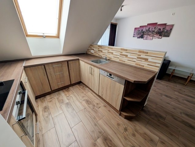 Kiadó téglalakás, albérlet, Szegeden, Dáni János utcában