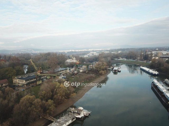 Kiadó iroda, Budapesten, IV. kerületben 525 E Ft / hó, 1 szobás