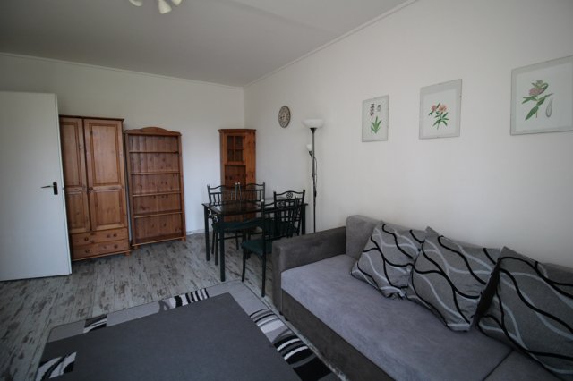 Kiadó panellakás, albérlet, Pécsett, Szigeti úton 160 E Ft / hó