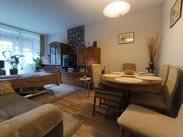 Eladó panellakás, Pécsett, Olga utcában 53.5 M Ft, 3 szobás