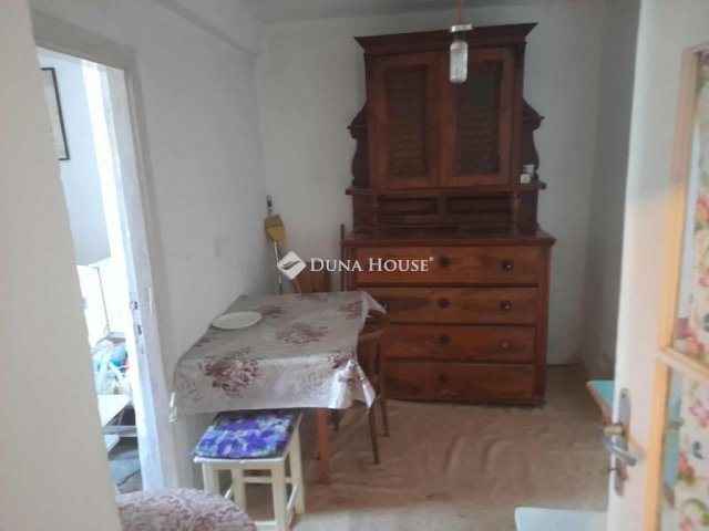 Eladó családi ház, Szentesen 19 M Ft, 3 szobás