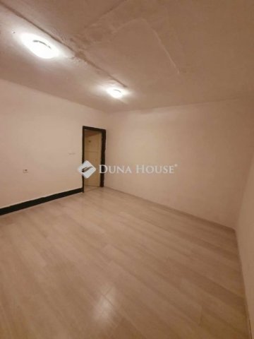 Eladó téglalakás, Budapesten, XIV. kerületben 29.9 M Ft