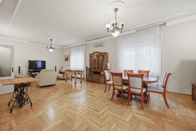 Eladó családi ház, Budapesten, XVII. kerületben, Kölcsey utcában