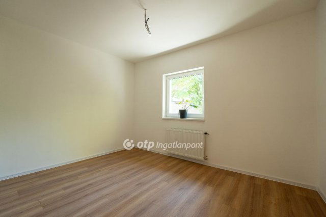 Eladó családi ház, Fóton 99.9 M Ft, 3+2 szobás