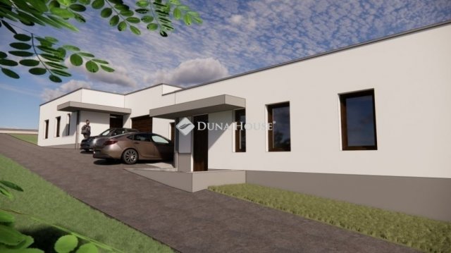 Eladó ikerház, Pécsett 104.9 M Ft, 4 szobás