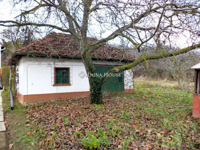 Eladó telek, Pázmándon 15 M Ft / költözzbe.hu