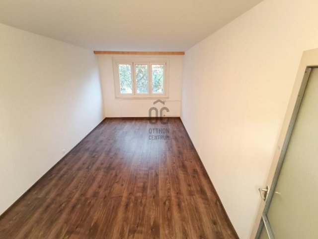 Eladó panellakás, Budapesten, III. kerületben 73.9 M Ft, 2 szobás