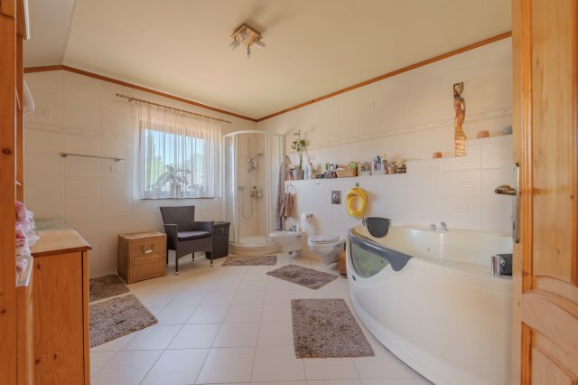 Eladó ikerház, Gödön 168 M Ft, 4 szobás / költözzbe.hu