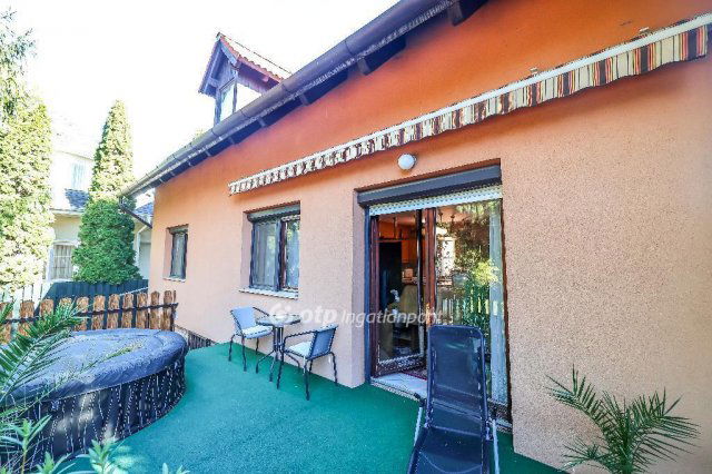 Eladó családi ház, Budaörsön 219.8 M Ft, 4+1 szobás