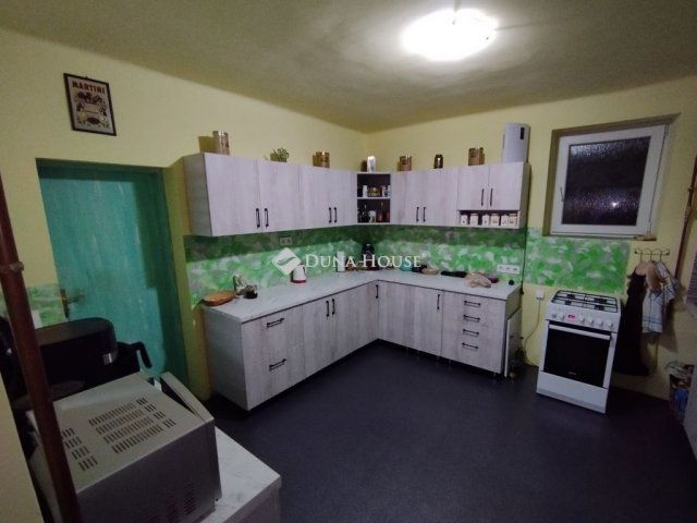 Eladó családi ház, Röszkén 84 M Ft, 3+1 szobás