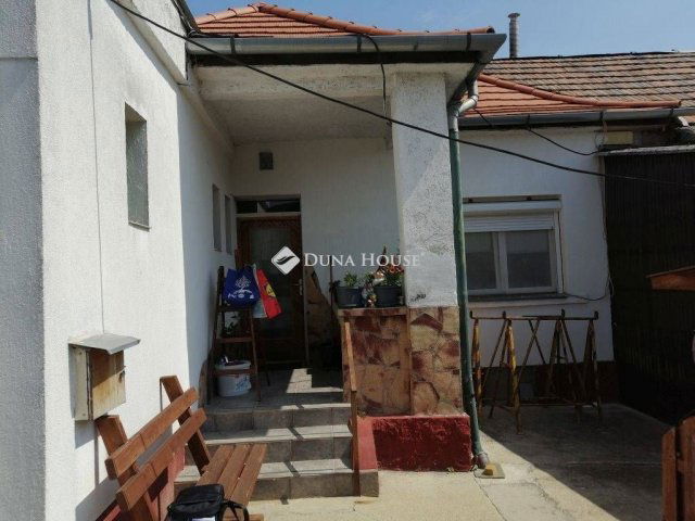 Eladó családi ház, Budapesten, XVI. kerületben 85 M Ft, 4 szobás