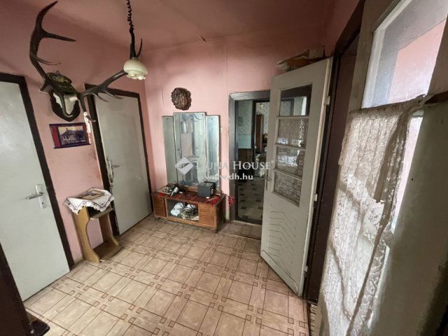 Eladó családi ház, Kustánszegen 16.5 M Ft, 3 szobás