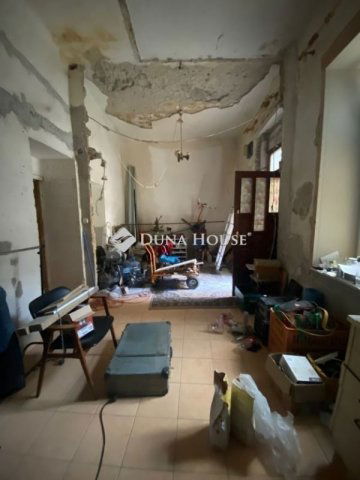 Eladó téglalakás, Budapesten, VIII. kerületben 44.5 M Ft