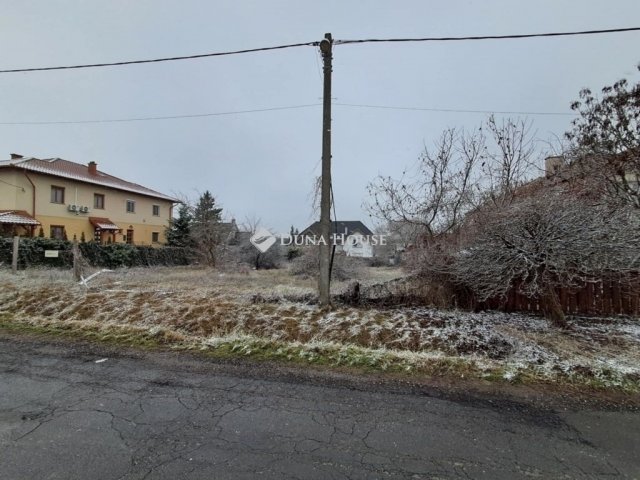 Eladó telek, Budapesten, XVII. kerületben 90 M Ft