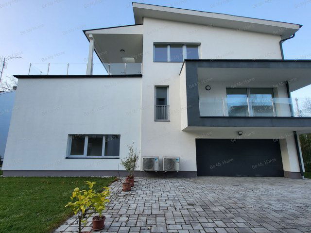 Eladó téglalakás, Budapesten, III. kerületben 209.9 M Ft