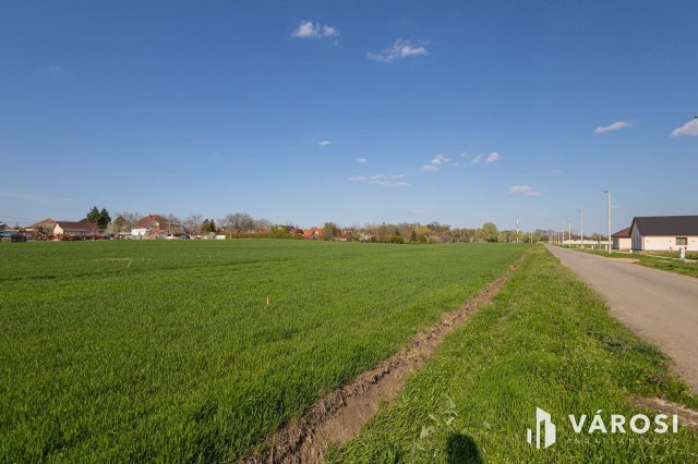 Eladó telek, Deszken 25.475 M Ft / költözzbe.hu