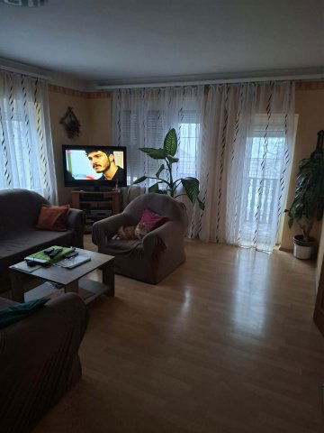 Eladó családi ház, Gödöllőn 124.9 M Ft, 6 szobás