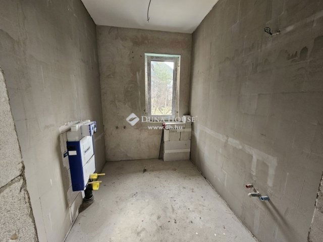 Eladó családi ház, Szentendrén 215 M Ft, 5 szobás