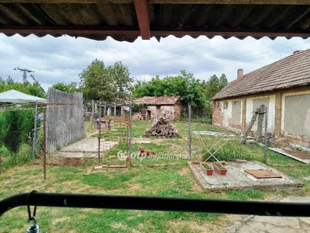 Eladó téglalakás, Nagyharsányon 22.5 M Ft, 3 szobás