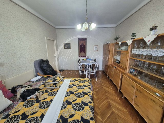 Eladó téglalakás, Pécsett 48.9 M Ft, 2 szobás